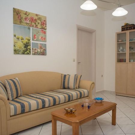 Comfi Apartment Kleio Ираклион Экстерьер фото